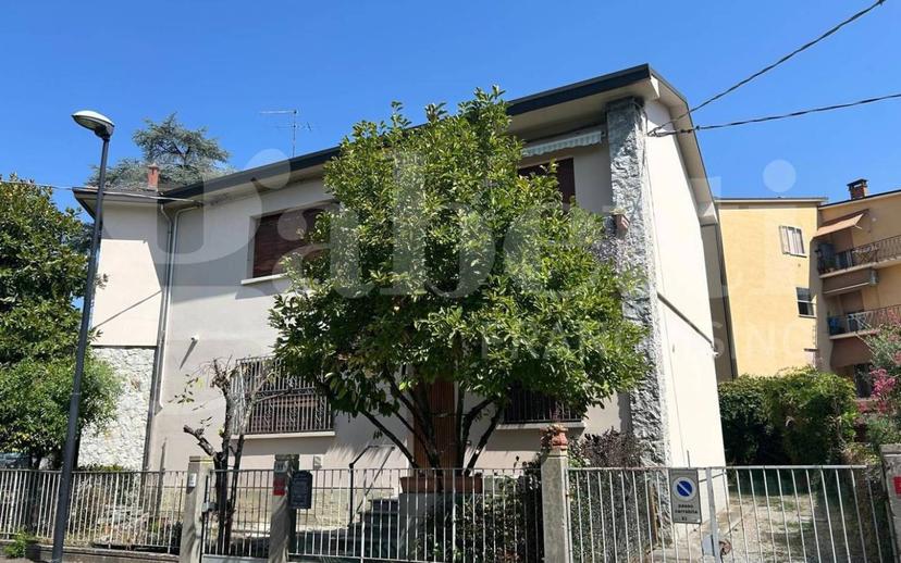 Terratetto unifamiliare via Xxv Aprile, Centro, Riolo Terme — foto 2 di 10