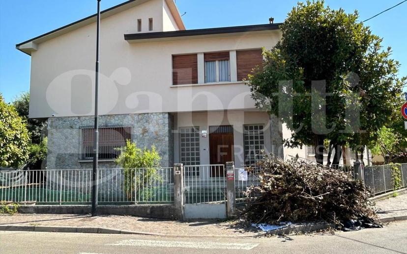 Terratetto unifamiliare via Xxv Aprile, Centro, Riolo Terme — foto 6 di 10