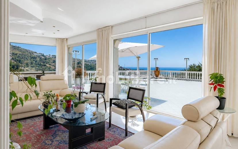 Villa unifamiliare via Ludovico Ariosto, Coldirodi, Sanremo — foto 21 di 43