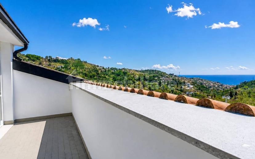 Villa unifamiliare via Ludovico Ariosto, Coldirodi, Sanremo — foto 20 di 43