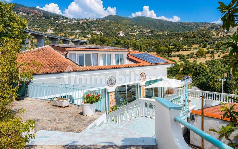 Villa unifamiliare via Ludovico Ariosto, Coldirodi, Sanremo — foto 25 di 43