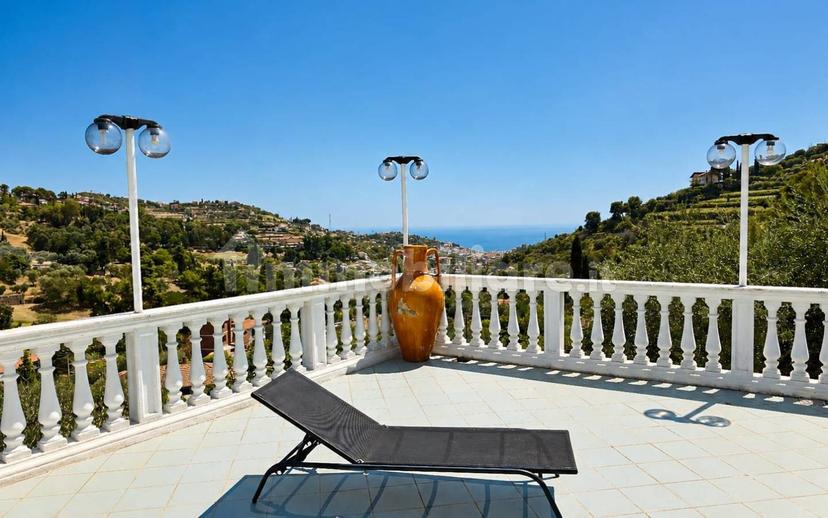 Villa unifamiliare via Ludovico Ariosto, Coldirodi, Sanremo — foto 22 di 43