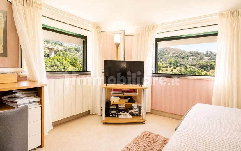 Villa unifamiliare via Ludovico Ariosto, Coldirodi, Sanremo — foto 10 di 43