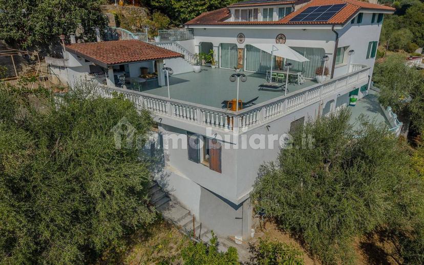 Villa unifamiliare via Ludovico Ariosto, Coldirodi, Sanremo — foto 8 di 43
