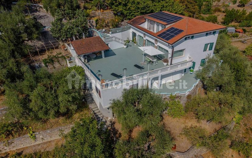Villa unifamiliare via Ludovico Ariosto, Coldirodi, Sanremo — foto 28 di 43