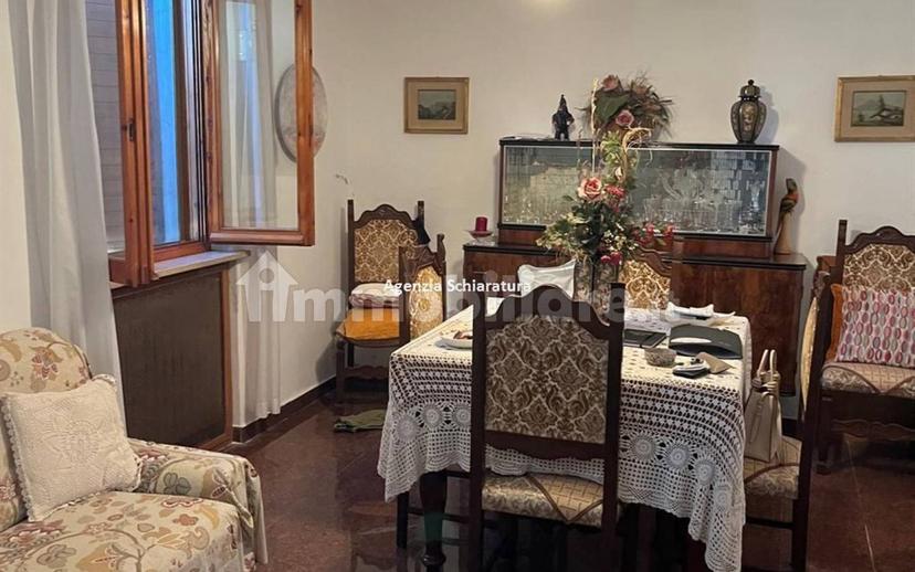 Terratetto plurifamiliare 250 m², buono stato, Borgo Santa Maria, Pesaro — foto 3 di 13