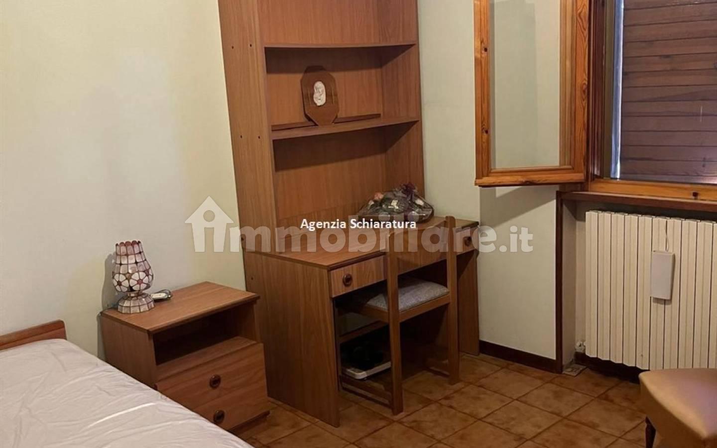 Terratetto plurifamiliare 250 m², buono stato, Borgo Santa Maria, Pesaro