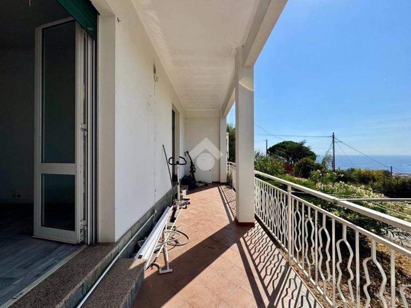 Villa bifamiliare via Alla Rocca 54, Spotorno — foto 40 di 46