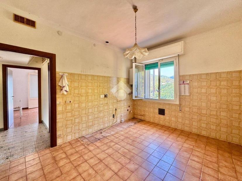 Villa bifamiliare via Alla Rocca 54, Spotorno