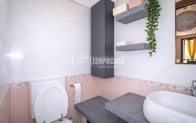 Villa a schiera via Egidio Giaroli, Reggio Emilia, Roncocesi - Villaggio Crostolo, Reggio Emilia — foto 24 di 28