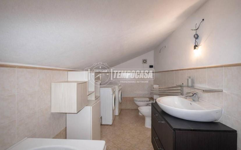 Villa a schiera via Egidio Giaroli, Reggio Emilia, Roncocesi - Villaggio Crostolo, Reggio Emilia — foto 19 di 28