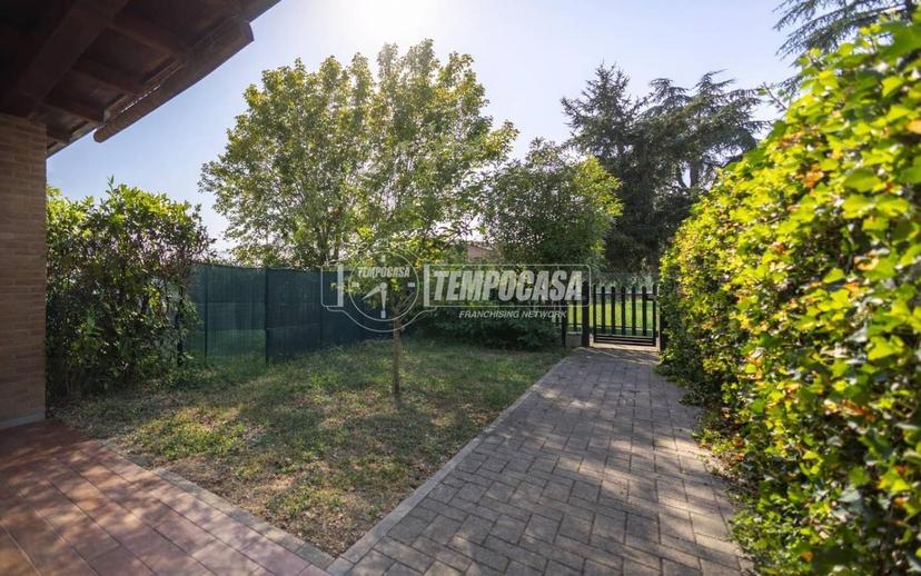 Villa a schiera via Egidio Giaroli, Reggio Emilia, Roncocesi - Villaggio Crostolo, Reggio Emilia — foto 2 di 28