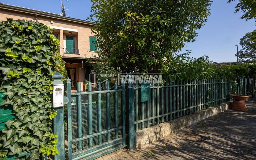 Villa a schiera via Egidio Giaroli, Reggio Emilia, Roncocesi - Villaggio Crostolo, Reggio Emilia — foto 22 di 28
