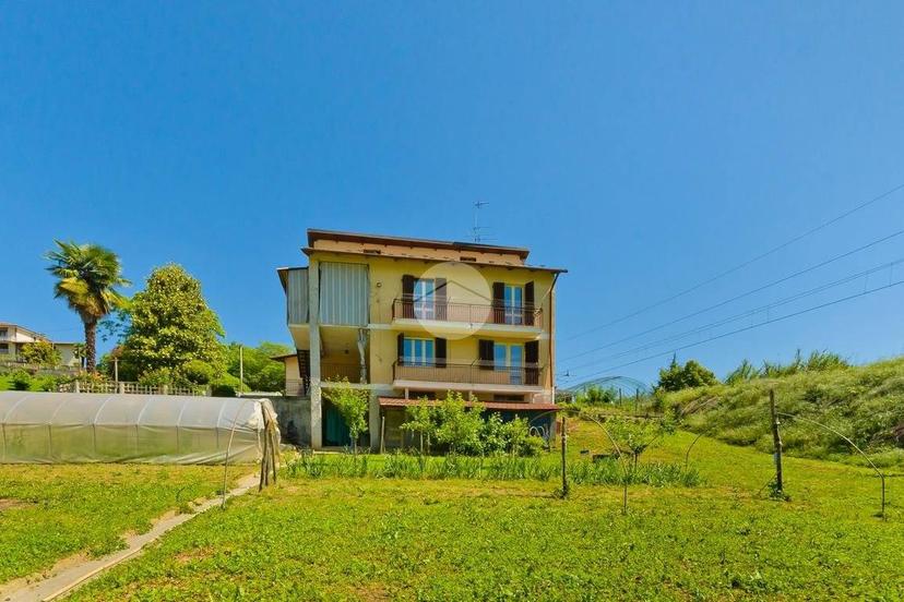 Terratetto unifamiliare Strada Fontana Operti 12, Centro, Bra — foto 5 di 33