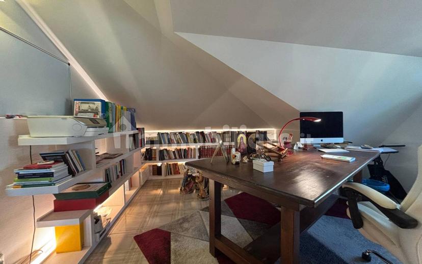Trilocale via Leonardo Petruzzi 32, Fonte Umano San Martino Alta, Città Sant'Angelo — foto 2 di 44