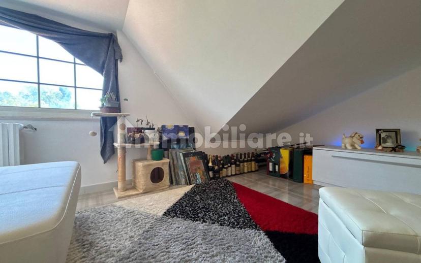 Trilocale via Leonardo Petruzzi 32, Fonte Umano San Martino Alta, Città Sant'Angelo — foto 24 di 44