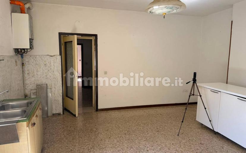 Trilocale via Angelo Mazzoldi, Centro, Montichiari — foto 2 di 29