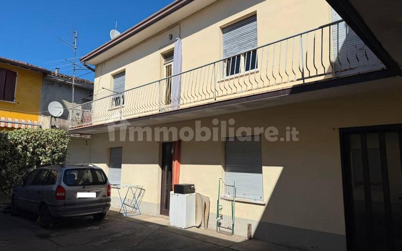 Trilocale via Angelo Mazzoldi, Centro, Montichiari