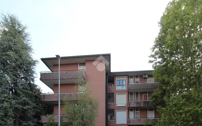 Quadrilocale via Nino Bixio, Centro, Agrate Brianza — foto 2 di 23