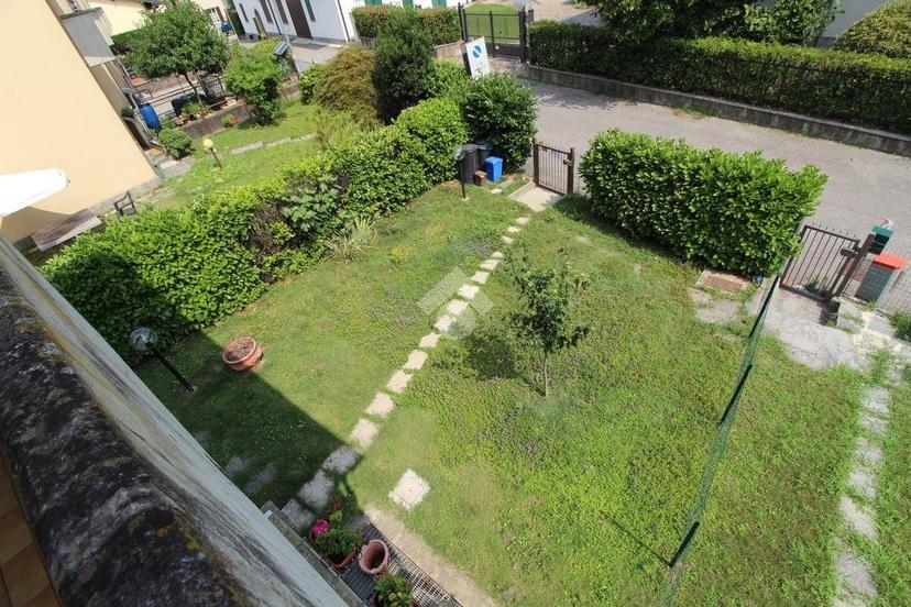 Villa a schiera via Michelangelo 12, Centro, Veduggio con Colzano — foto 16 di 39