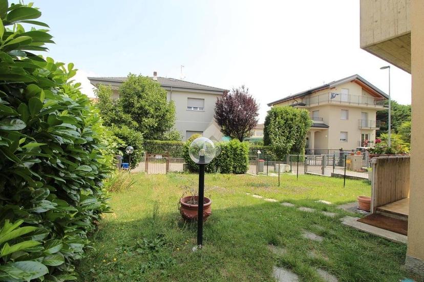 Villa a schiera via Michelangelo 12, Centro, Veduggio con Colzano — foto 11 di 39