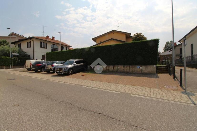 Villa a schiera via Michelangelo 12, Centro, Veduggio con Colzano — foto 37 di 39