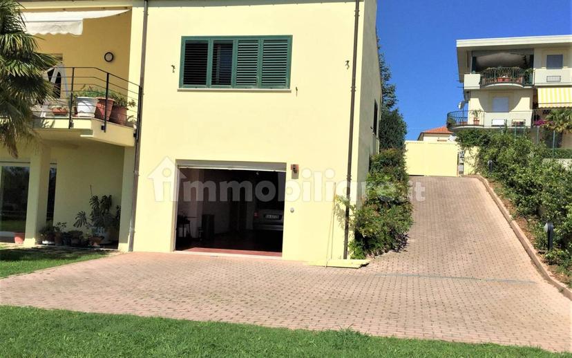 Villa unifamiliare via delle Croci, Centro, Fossacesia — foto 9 di 41