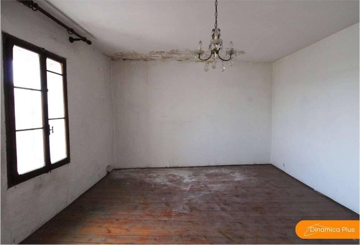 Villa a schiera via Garibaldi , 254, Centro, Valdobbiadene