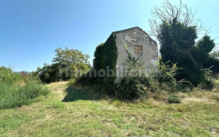 Casa colonica via Montagnolo 2, Camerano — foto 8 di 17