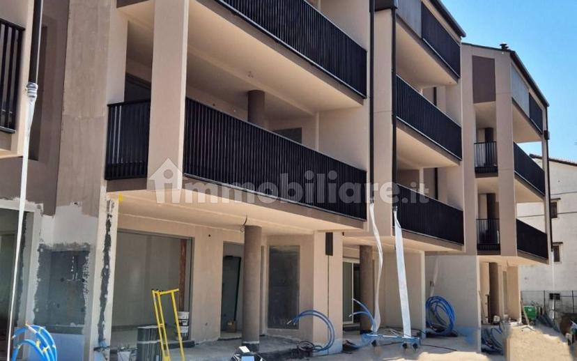 Trilocale via Venezia 42, Centro, Peschiera del Garda — foto 21 di 23