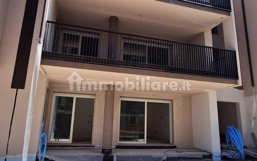 Trilocale via Venezia 42, Centro, Peschiera del Garda — foto 4 di 23