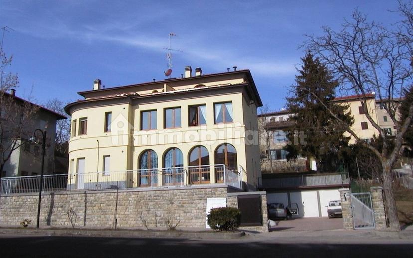 Trilocale viale Europa Unita 22, Centro, Tizzano Val Parma — foto 5 di 12