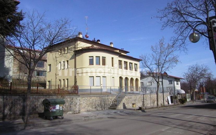 Trilocale viale Europa Unita 22, Centro, Tizzano Val Parma — foto 3 di 12