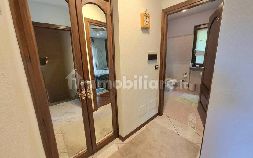 Bilocale frazione Merlin 13/d, Centro, Chatillon — foto 2 di 18
