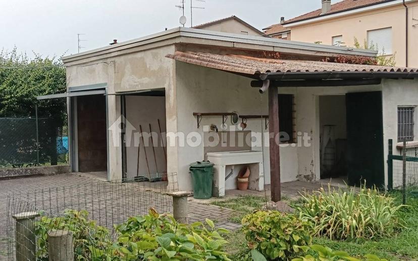 Terratetto plurifamiliare via San Carlo Borromeo 5, Centro, Guastalla — foto 5 di 20