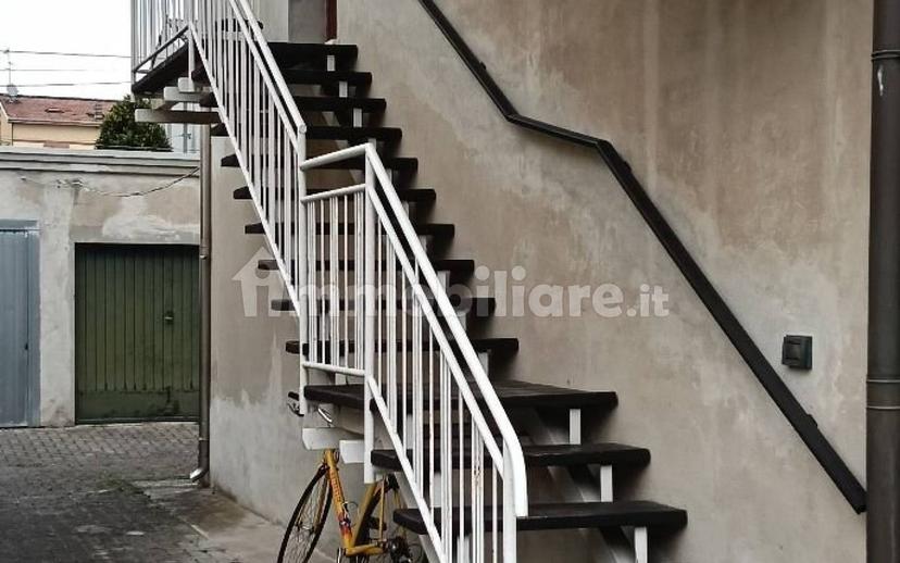 Terratetto plurifamiliare via San Carlo Borromeo 5, Centro, Guastalla — foto 2 di 20