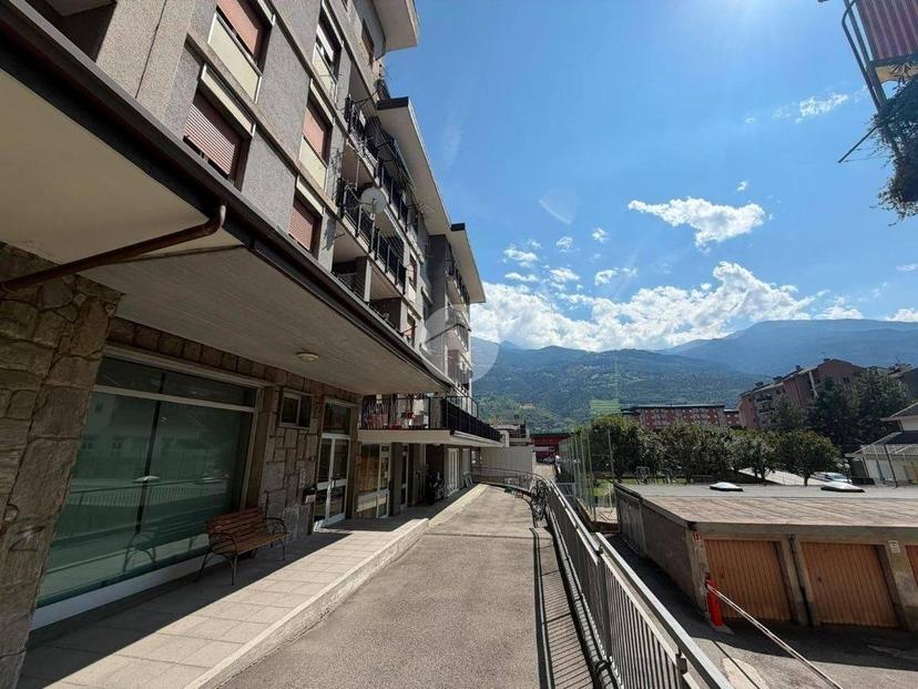 Bilocale corso Battaglione Aosta 73, Centro, Aosta — foto 17 di 26