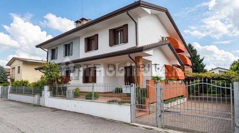 Villa bifamiliare, buono stato, 150 m², Centro, Casalserugo — foto 16 di 20