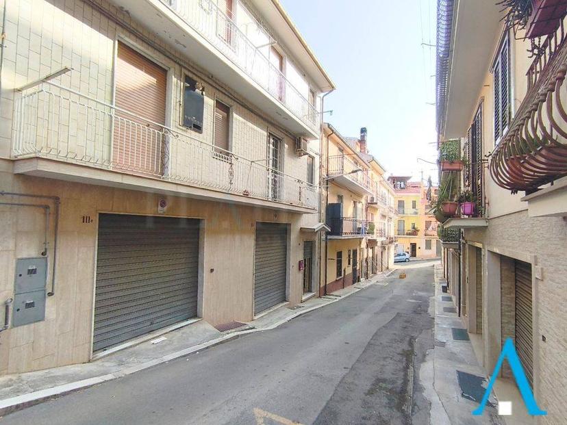 Trilocale via Palermo 10, San Giovanni Rotondo