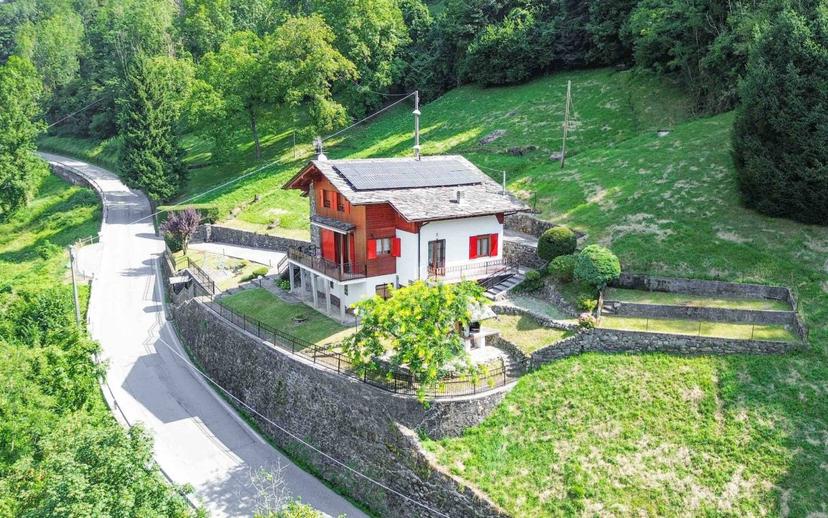 Villa unifamiliare via San Bartolomeo 6, Gromo — foto 3 di 15
