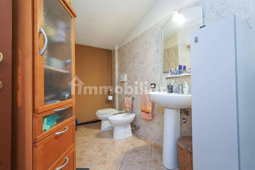 Trilocale via Gaetano Donizetti 9, Boltiere — foto 2 di 31
