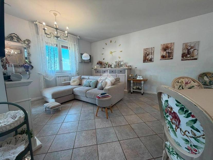 Appartamento via Alessandro Volta 9, Centro, Loro Ciuffenna — foto 11 di 26