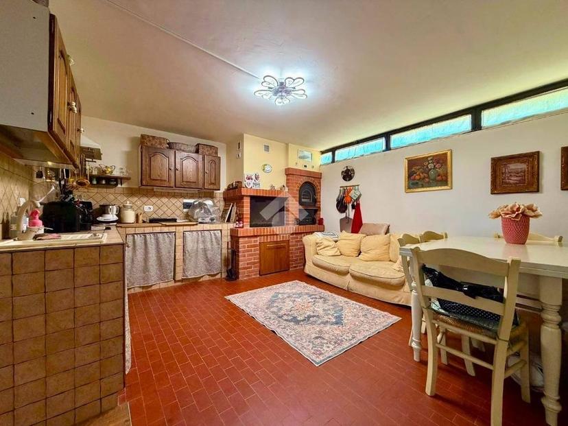 Appartamento via Alessandro Volta 9, Centro, Loro Ciuffenna — foto 5 di 26