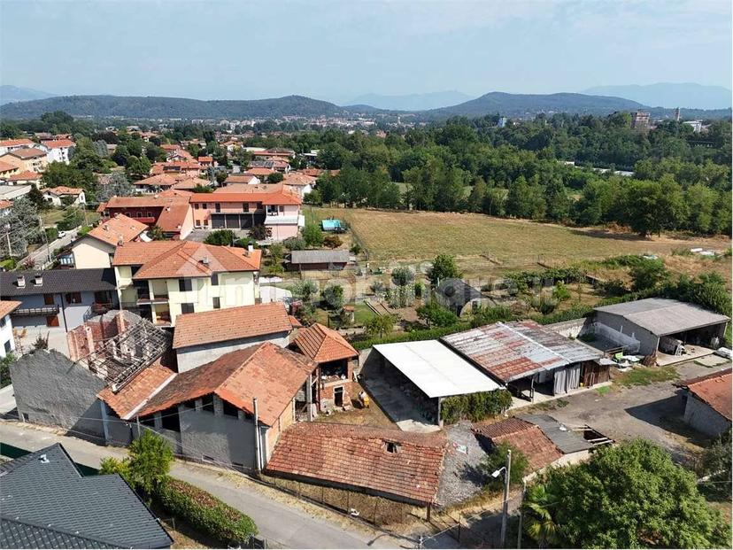 Rustico via Valsesia, 3, Centro, Castelletto Sopra Ticino — foto 11 di 16
