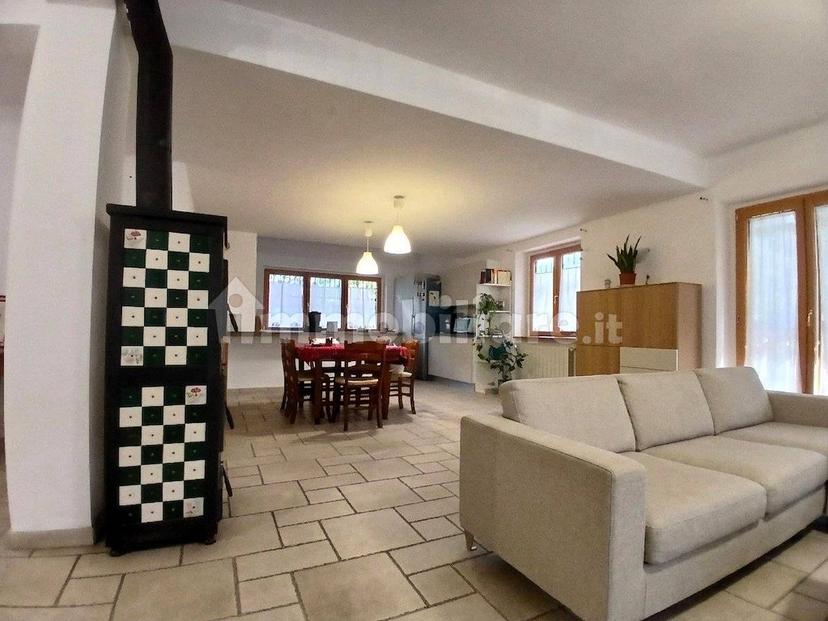 Villa unifamiliare, ottimo stato, 250 m², Bellavista - Pianola, L'Aquila — foto 5 di 40