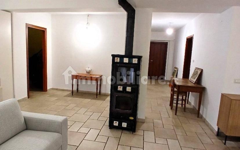 Villa unifamiliare, ottimo stato, 250 m², Bellavista - Pianola, L'Aquila — foto 11 di 40
