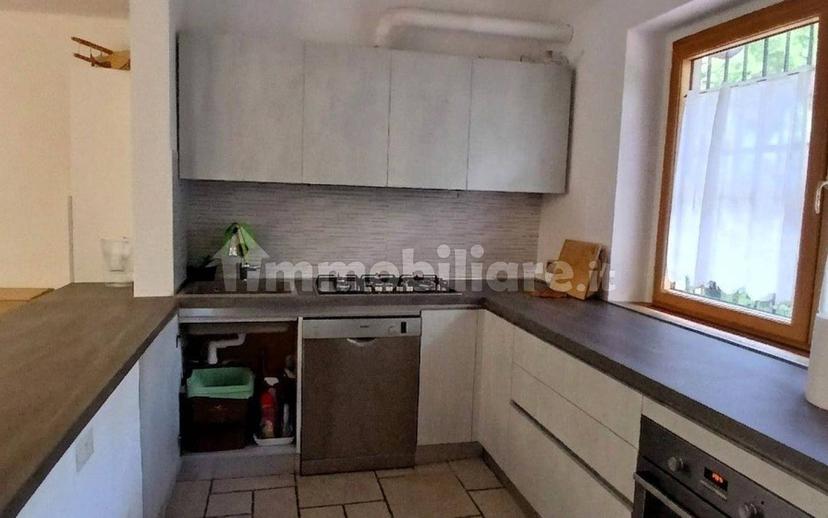 Villa unifamiliare, ottimo stato, 250 m², Bellavista - Pianola, L'Aquila — foto 8 di 40