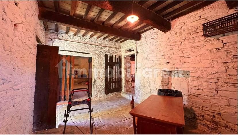 Casale via Luigi Angelini, Città di Castello — foto 32 di 41