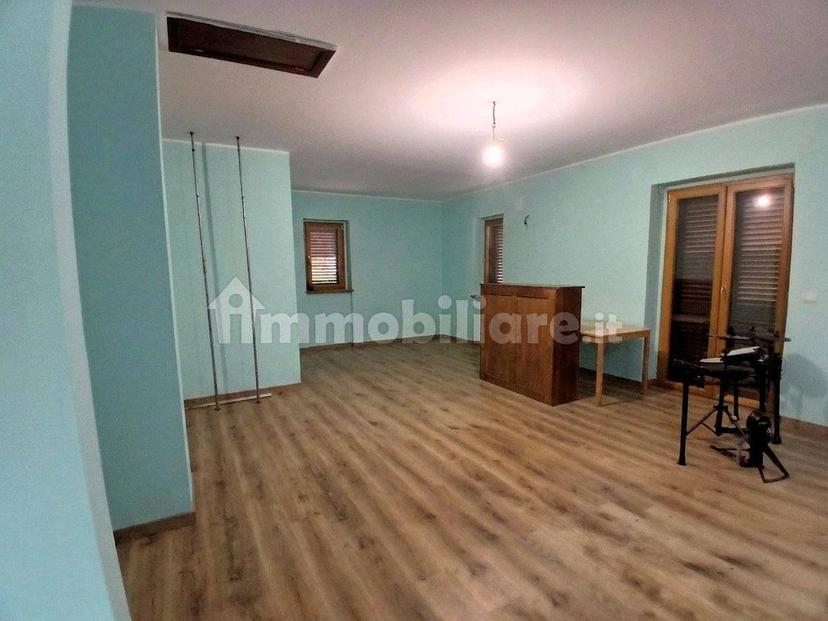 Villa unifamiliare, ottimo stato, 250 m², Bellavista - Pianola, L'Aquila — foto 30 di 40