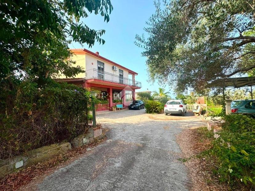 Villa bifamiliare Str. Piano Madonna, Altavilla Milicia — foto 4 di 27